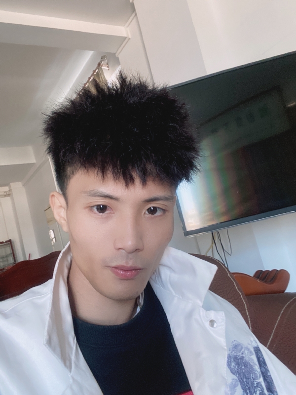 李邓平的第一张照片--湛江蓝颜知己交友网