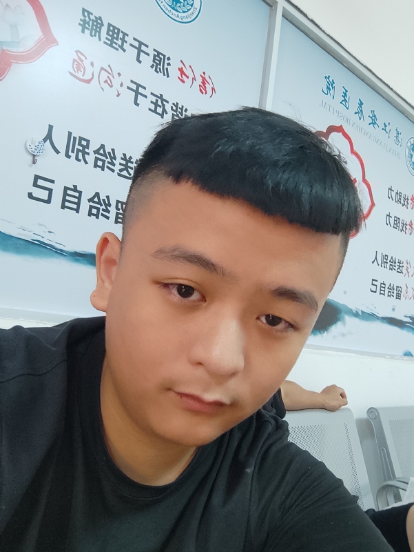 阿景的第一张照片--湛江蓝颜知己交友网